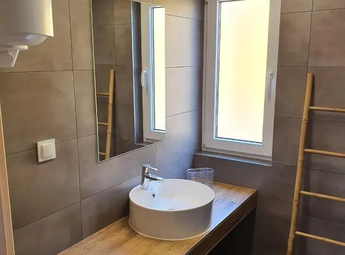 Nyaraló Kwiatowa Laka *