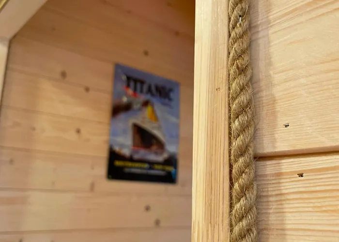 Kwiatowa Laka Nyaraló *